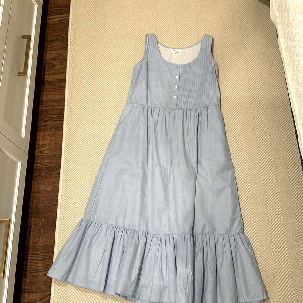 Beau & Ro - cotton, lined dress - chambray blue. Fits TTS.